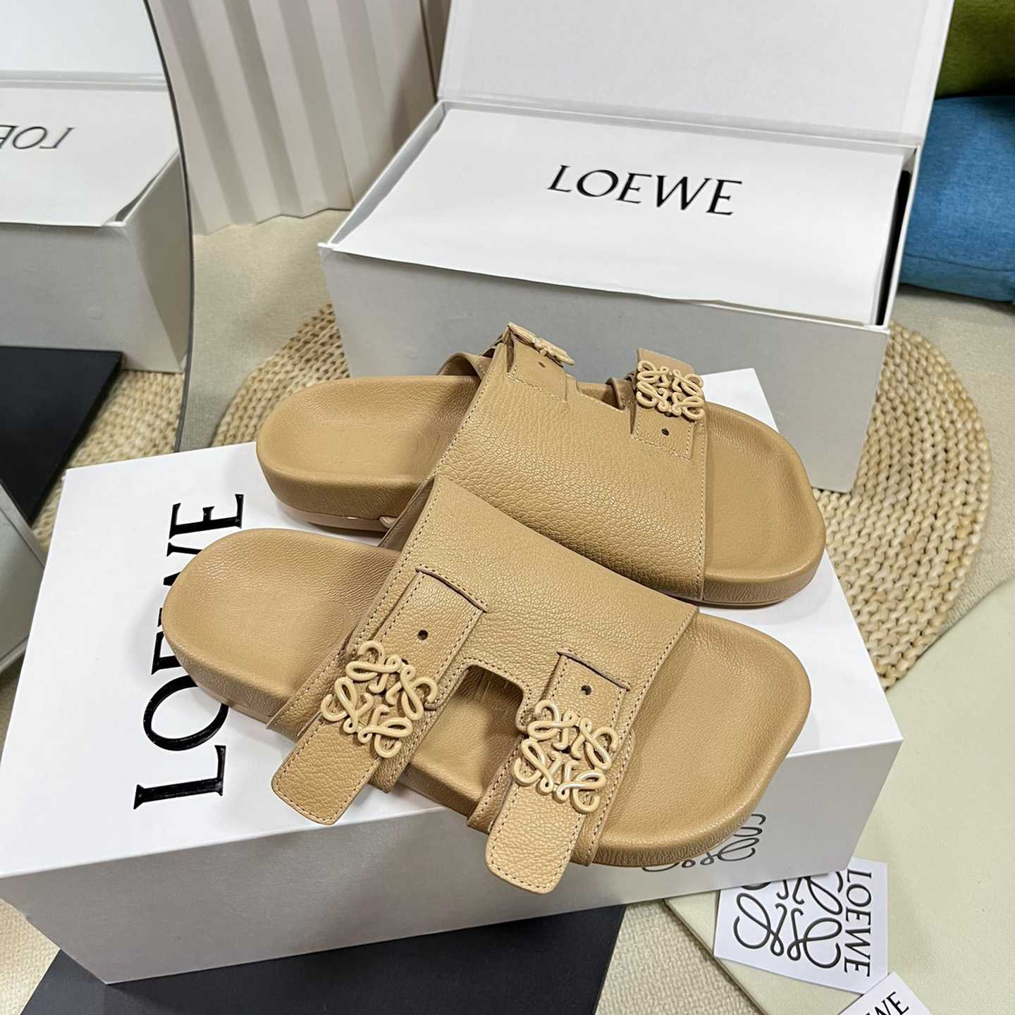 Loewe Ease slide In Goatskin - EUR FASHION