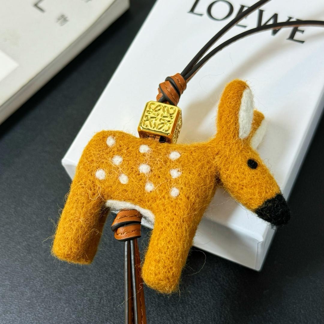 Loewe Deer Charm In Felt And Calfskin - EUR FASHION