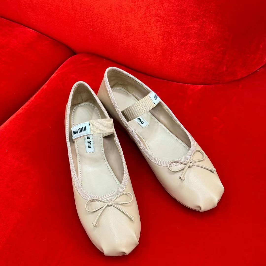 Miu Miu Leather Bow Ballerina Flats - EUR FASHION