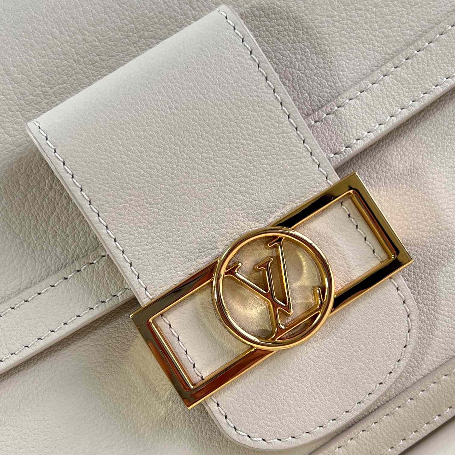 Louis Vuitton Dauphine Soft MM   M25050 - EUR FASHION