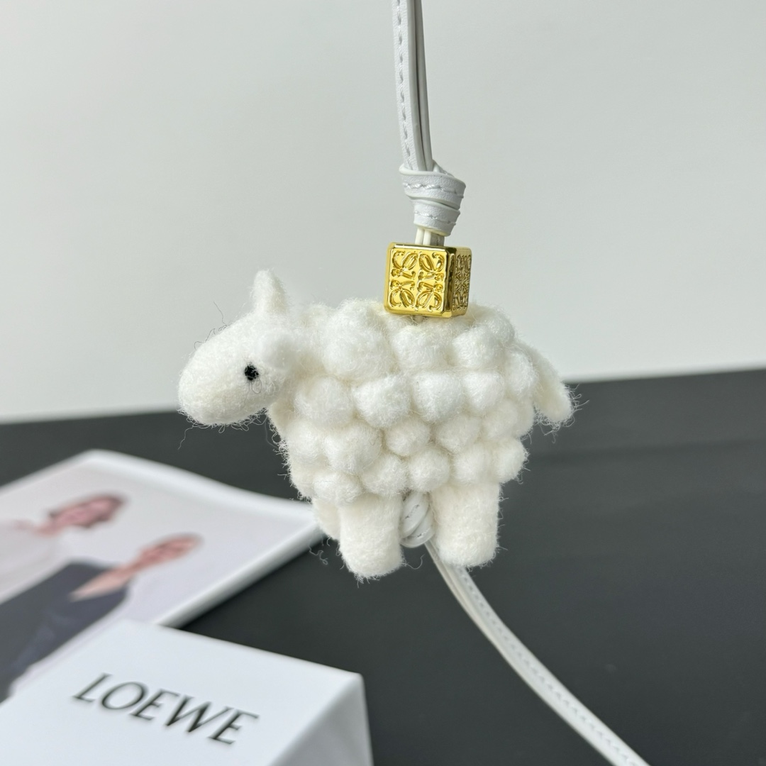 Loewe Sheep charm In Felt And Calfskin - EUR FASHION