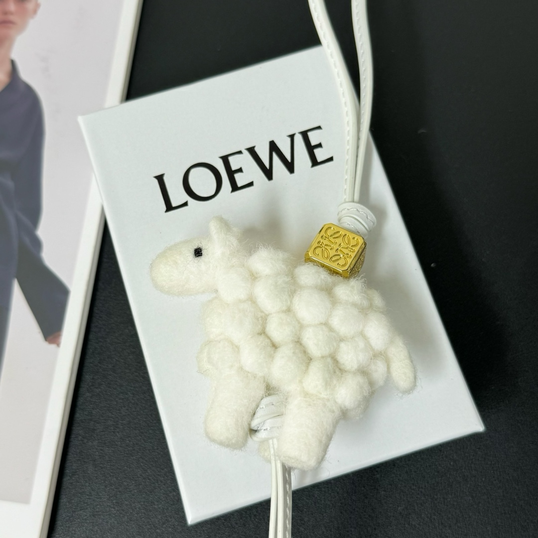 Loewe Sheep charm In Felt And Calfskin - EUR FASHION