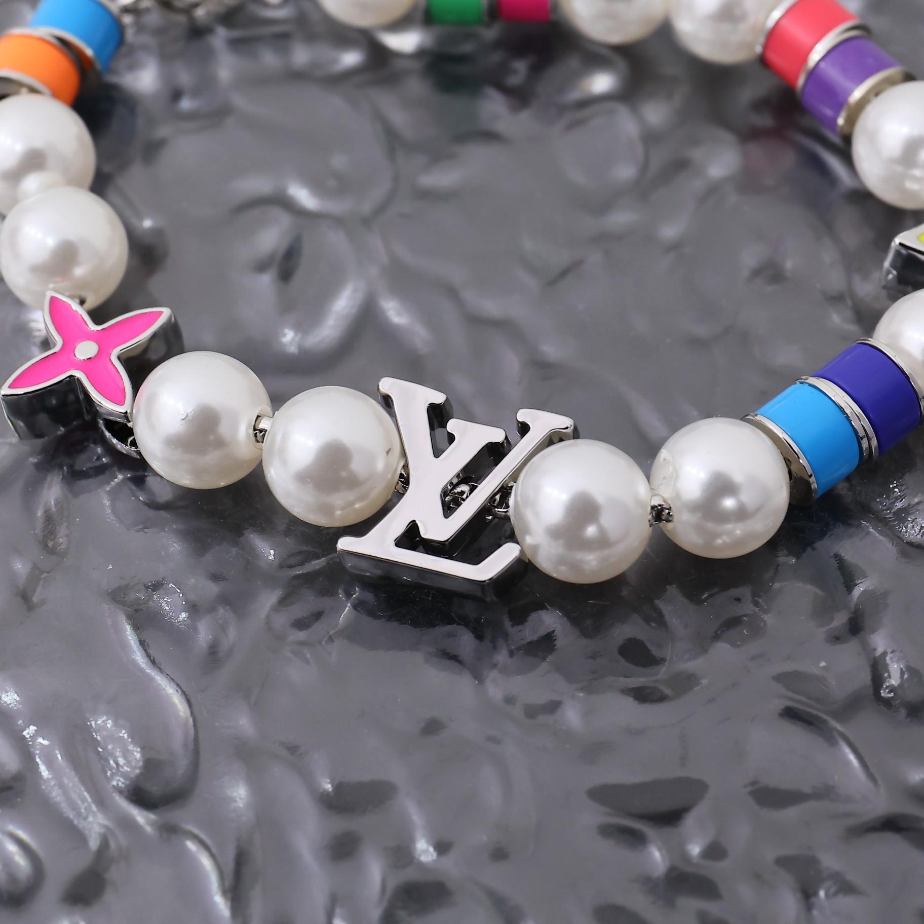 Louis Vuitton MNG Pearls Party Bracelet    M1264A - EUR FASHION