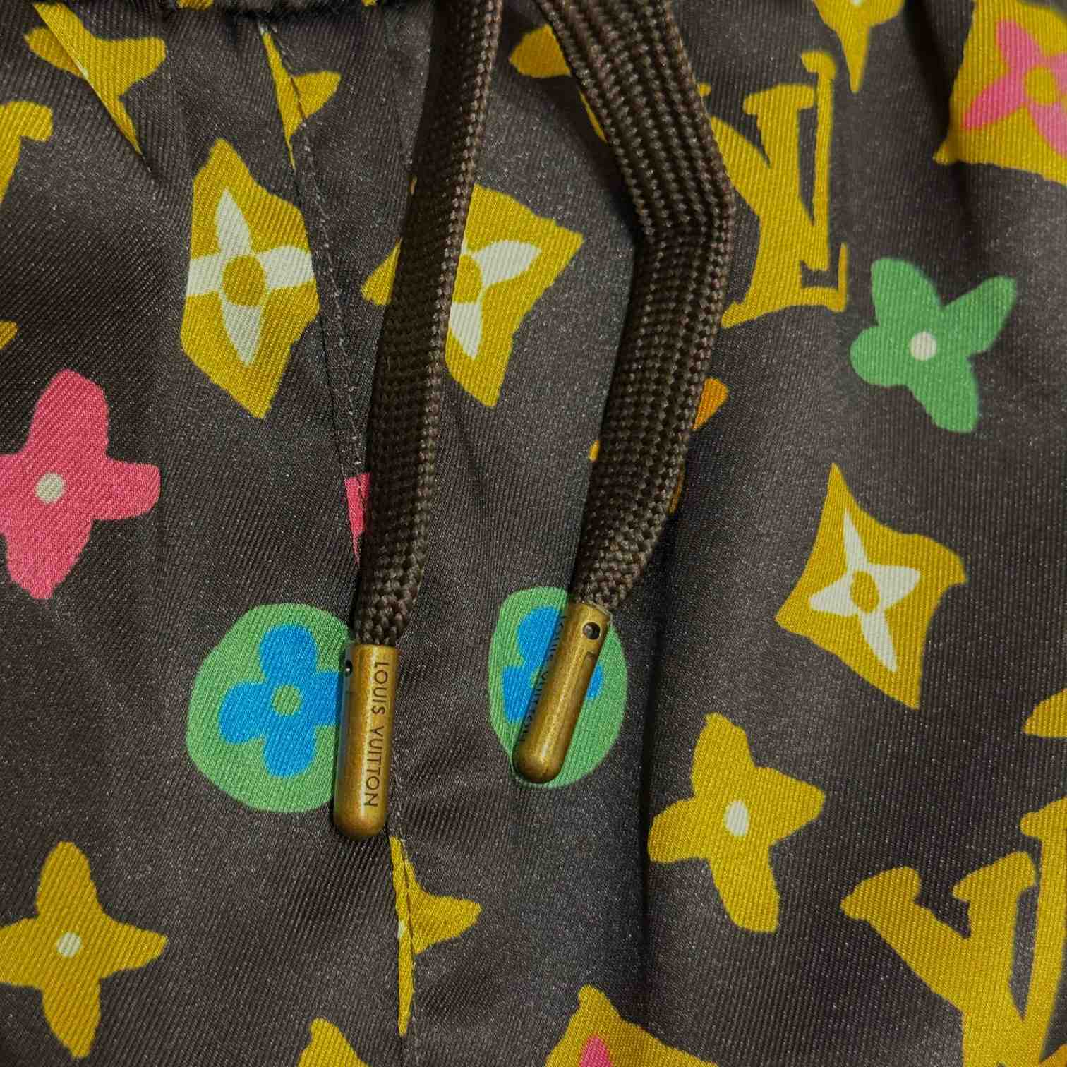 Louis Vuitton Monogram Short     - EUR FASHION