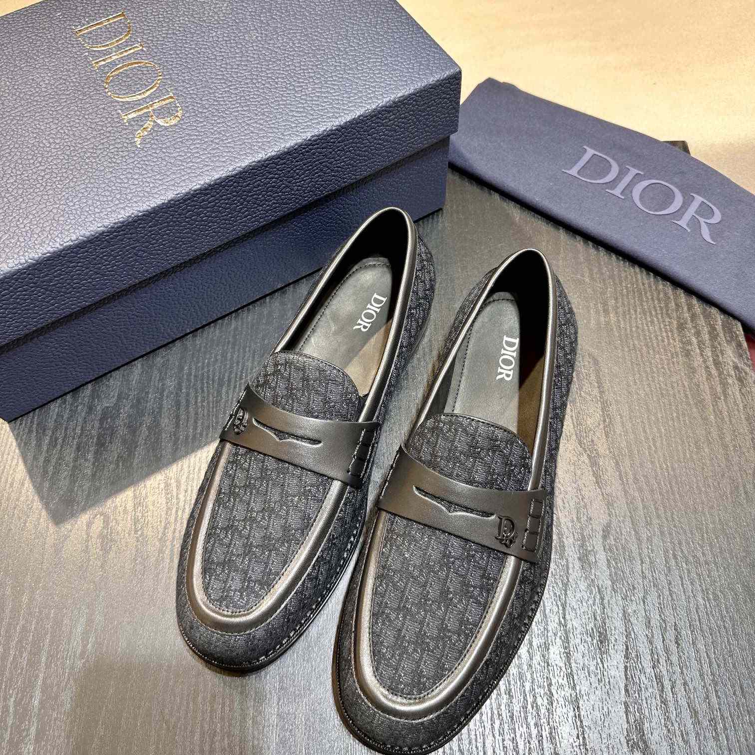 Dior Oblique Loafer - EUR FASHION