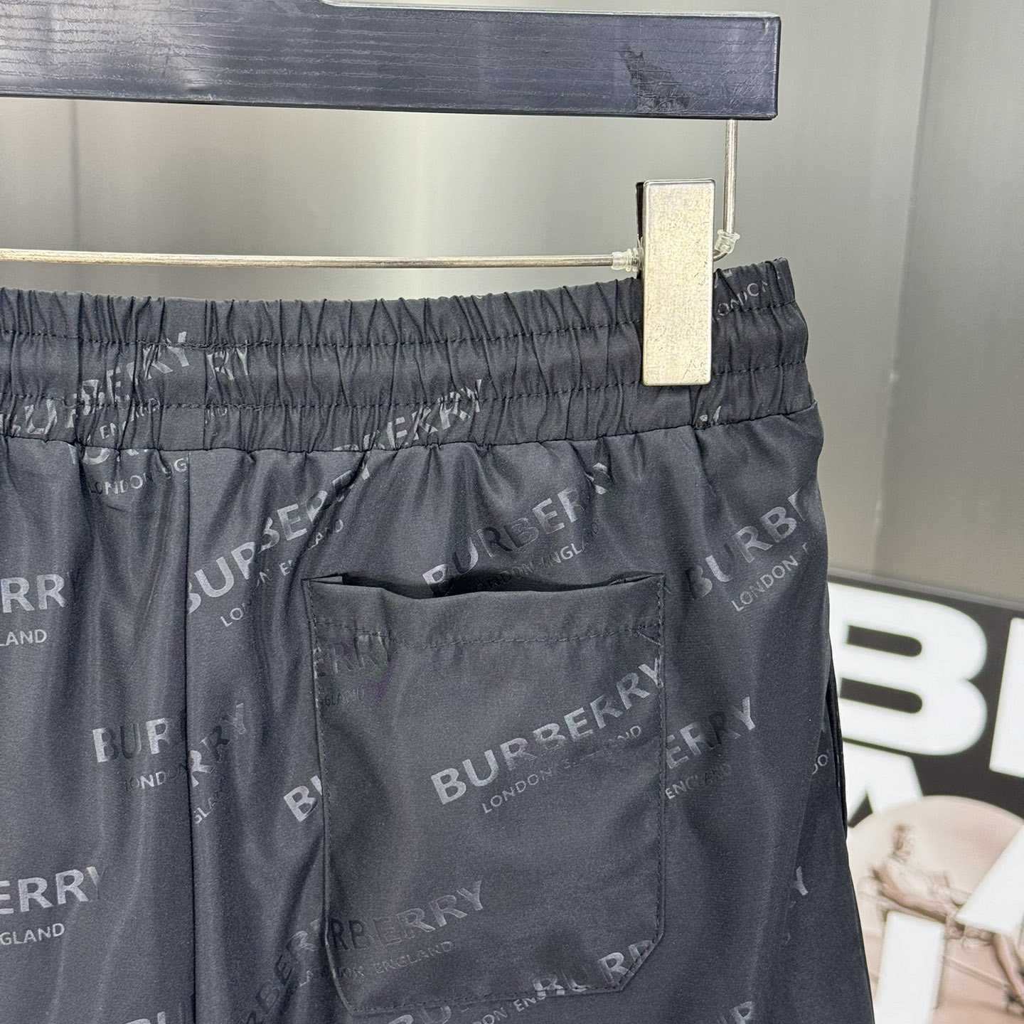 Burberry Swim Shorts - EUR FASHION