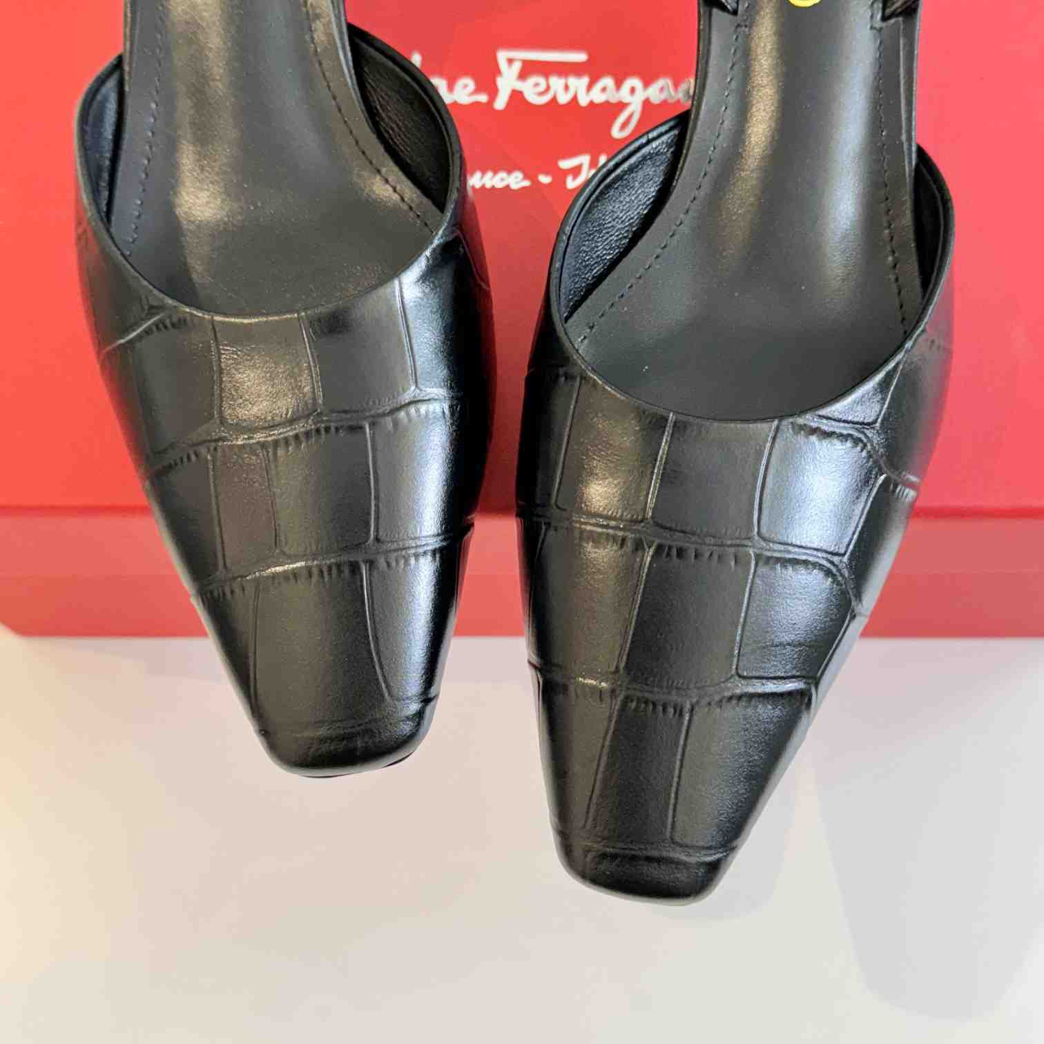 Ferragamo Women's Black 