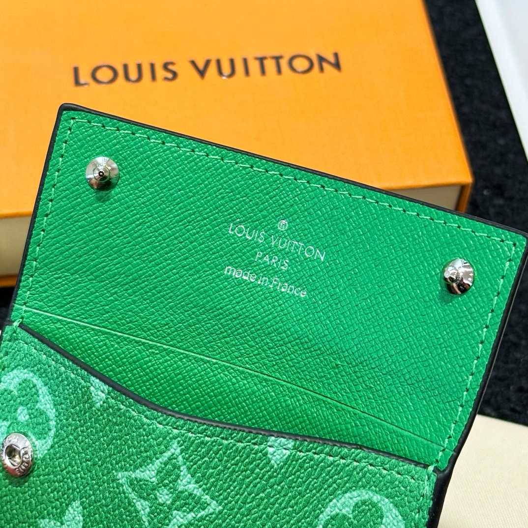 Louis Vuitton Card Holder Necklace  M83153 - EUR FASHION