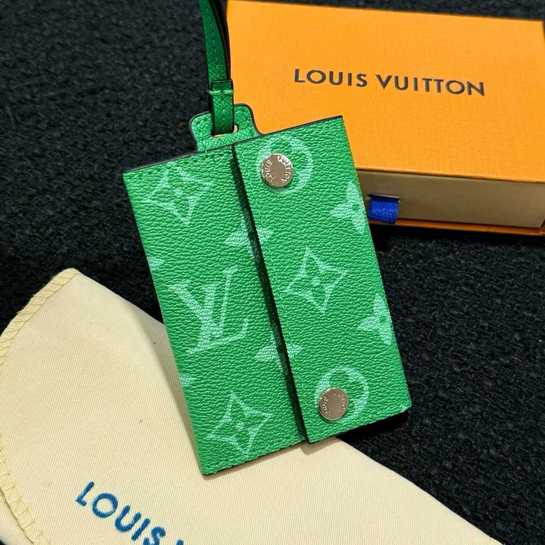 Louis Vuitton Card Holder Necklace  M83153 - EUR FASHION