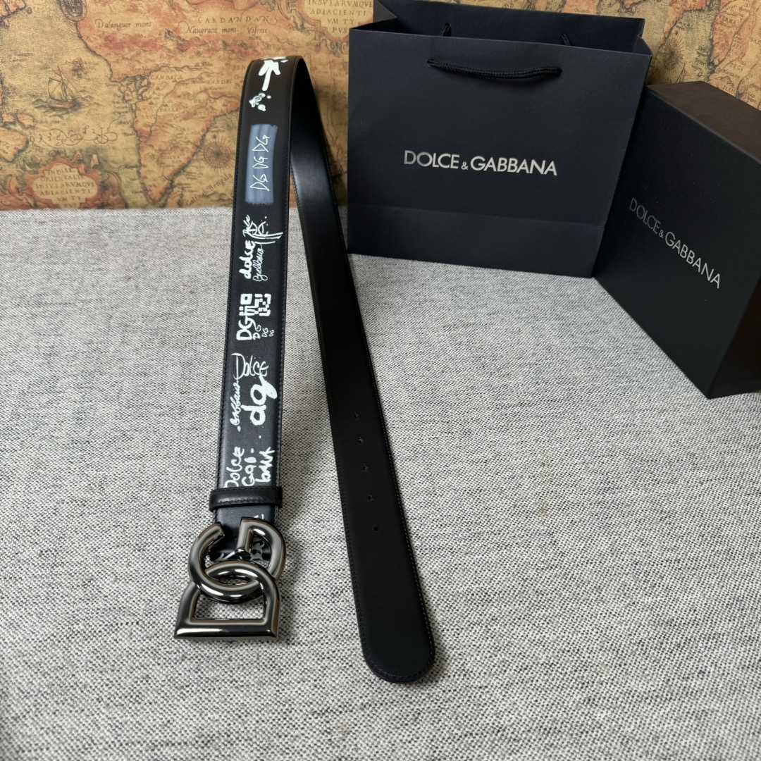 Dolce & Gabbana Graffiti-print Logo-buckle Belt - EUR FASHION