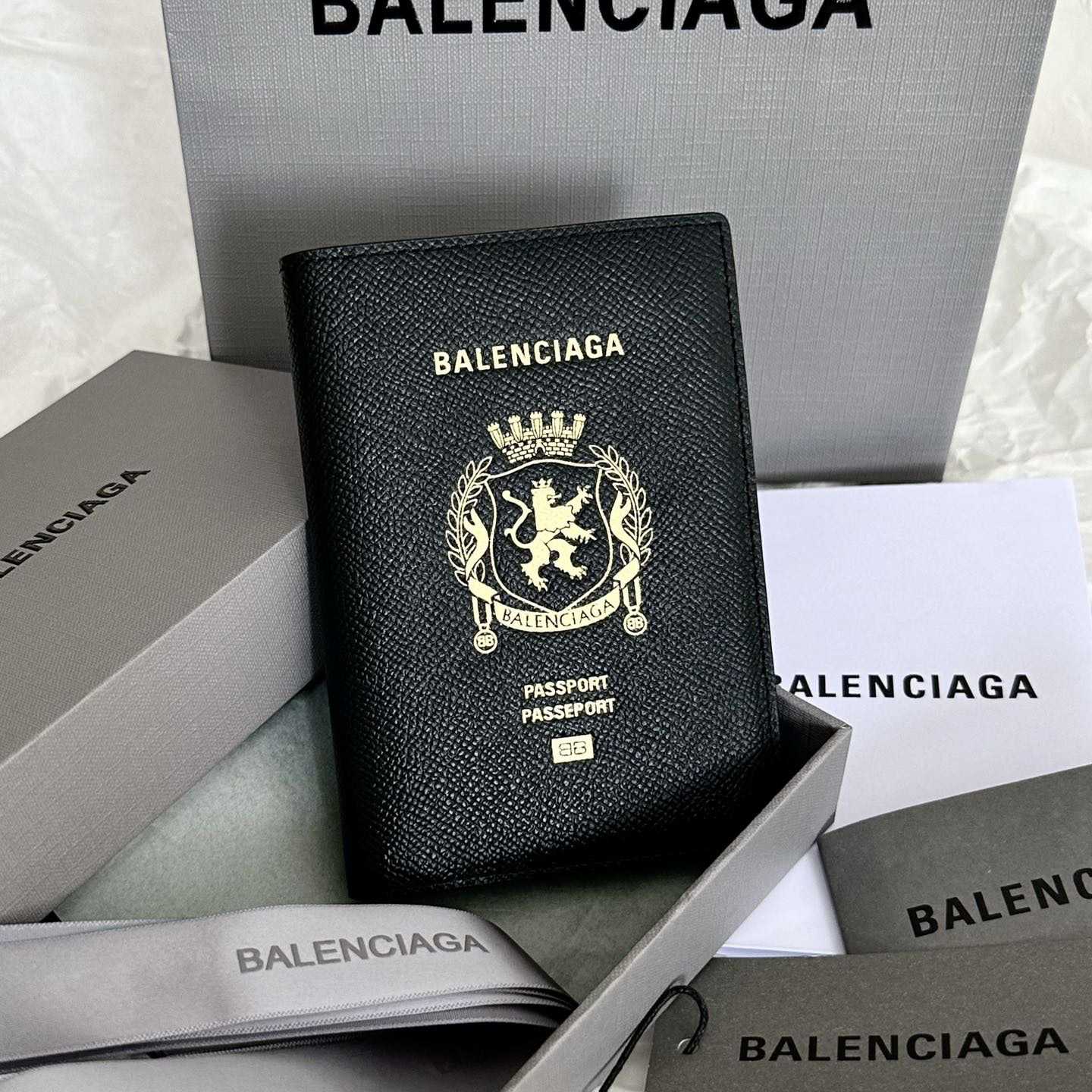 Balenciaga Passport Wallet  (14×10×1.5cm) - EUR FASHION