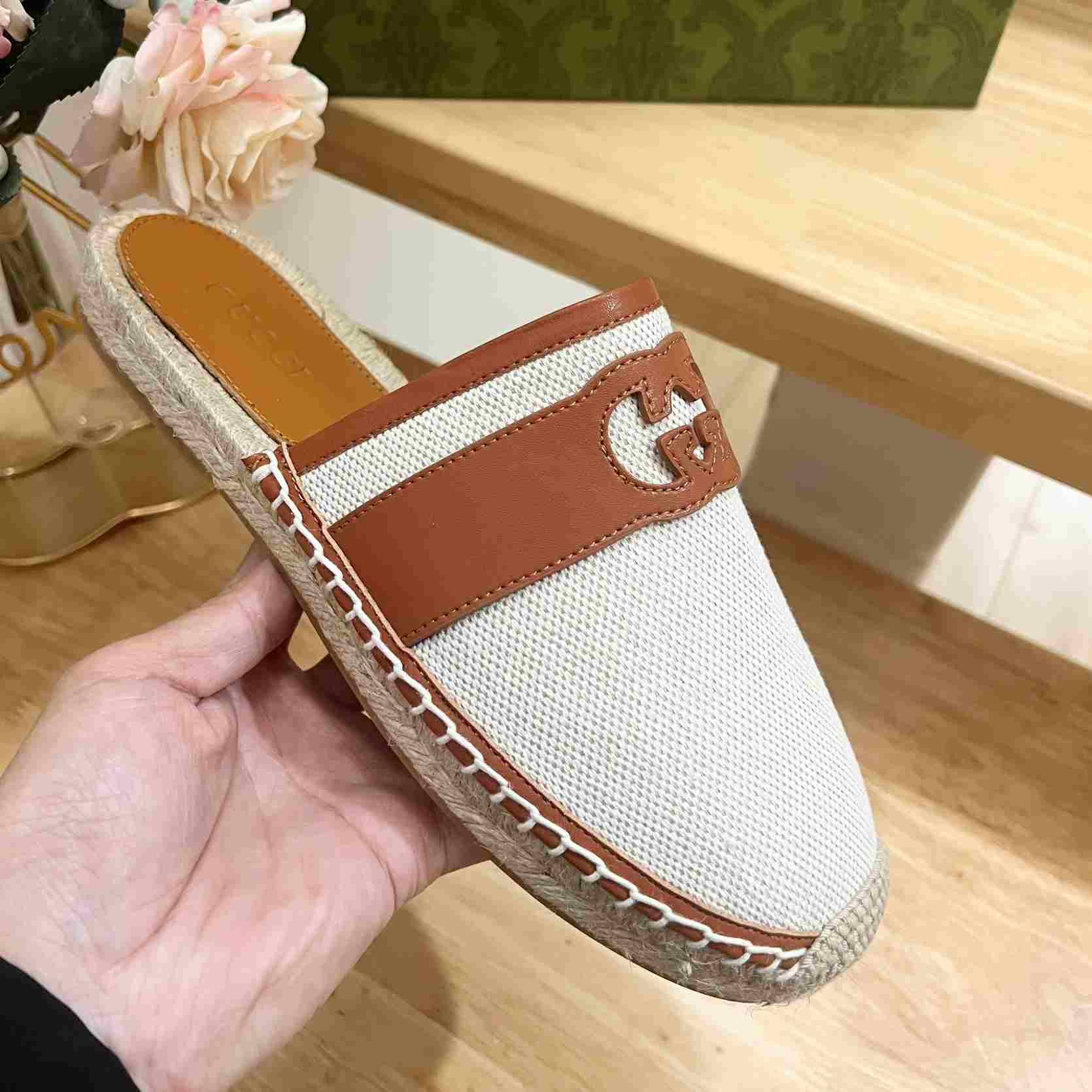 Gucci Interlocking G Slide Espadrille - EUR FASHION