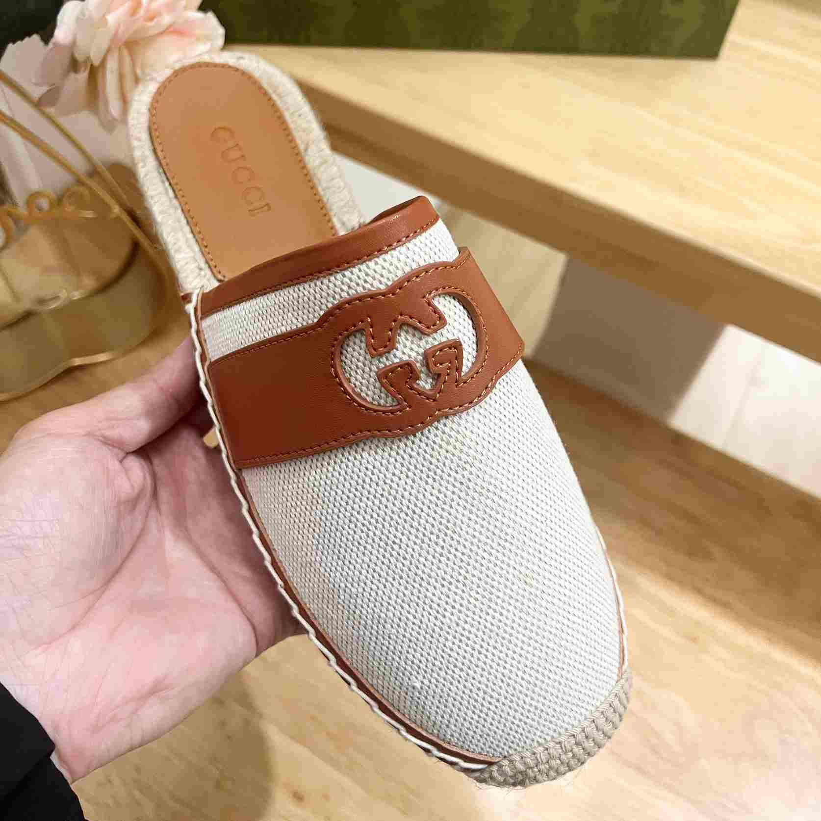 Gucci Interlocking G Slide Espadrille - EUR FASHION