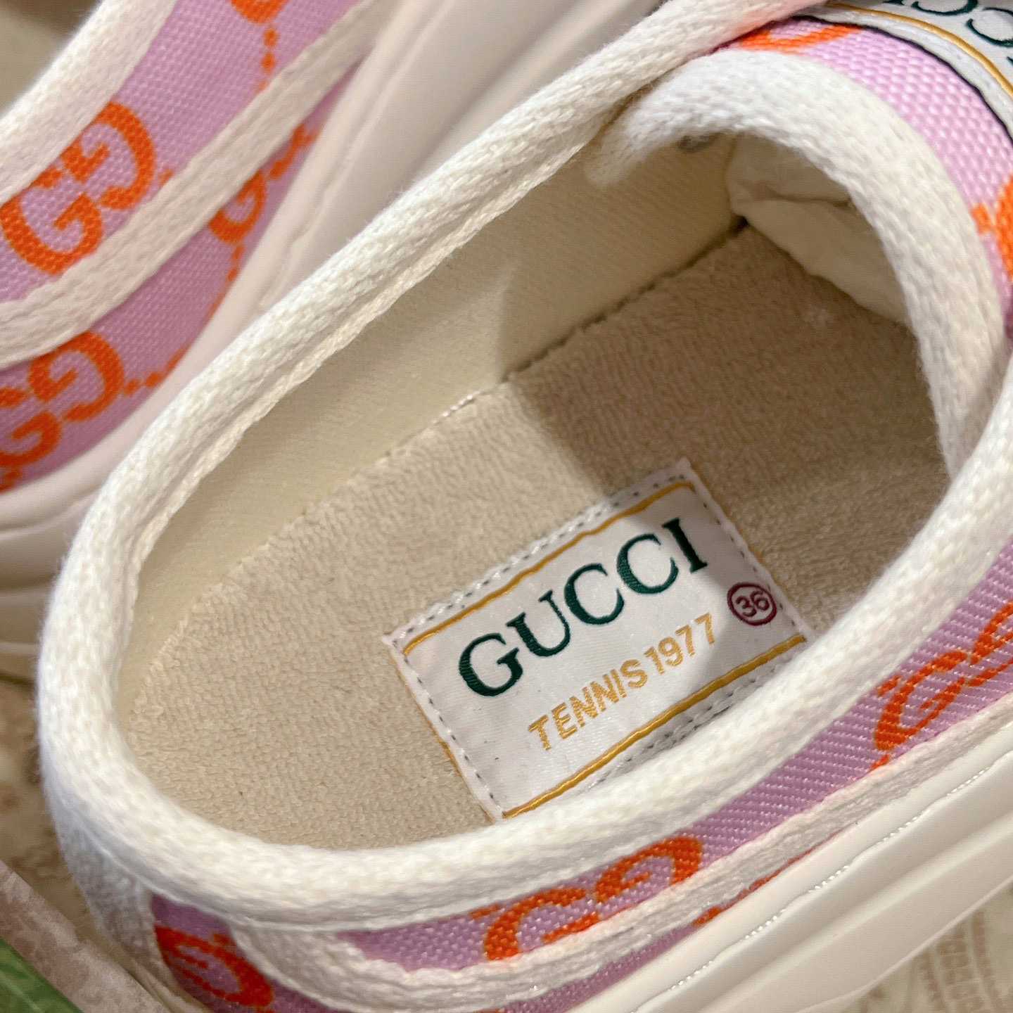 Gucci Women's GG Sneaker - EUR FASHION