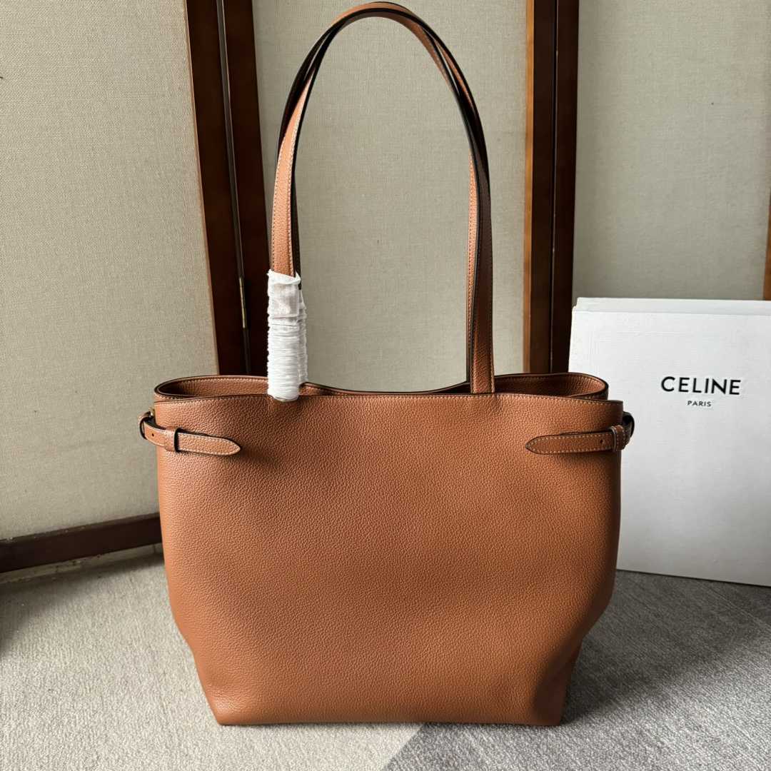 Celine Medium Cabas Anais Cuir Triomphe In Grained Calfskin - EUR FASHION