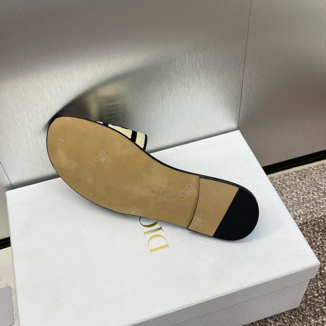 Dior Dway Slide - EUR FASHION