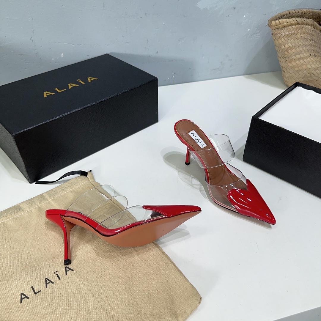 Alaïa Heart Mules in Red  - EUR FASHION