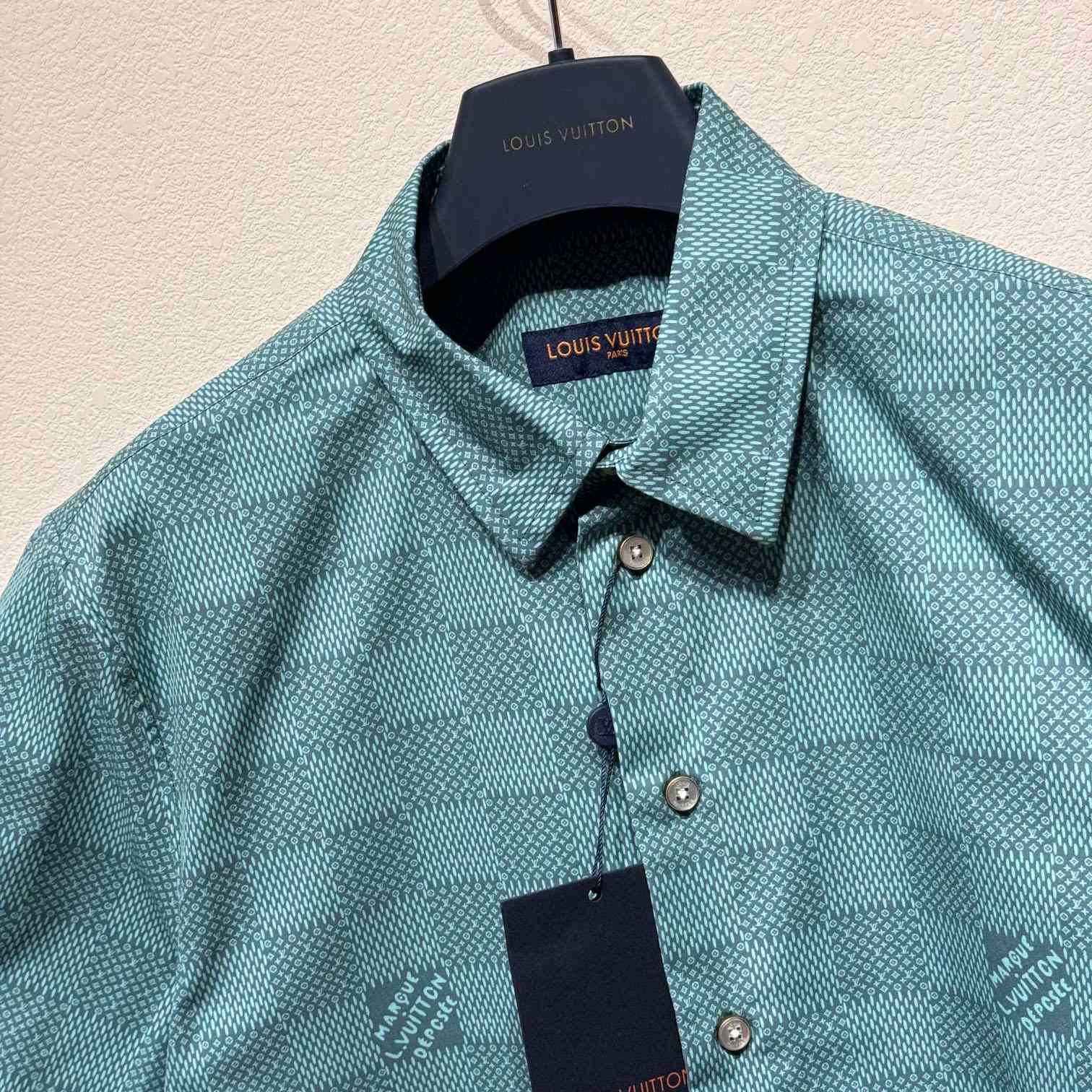 Louis Vuitton Printed Short-Sleeved Cotton Shirt   1AFQY0 - EUR FASHION