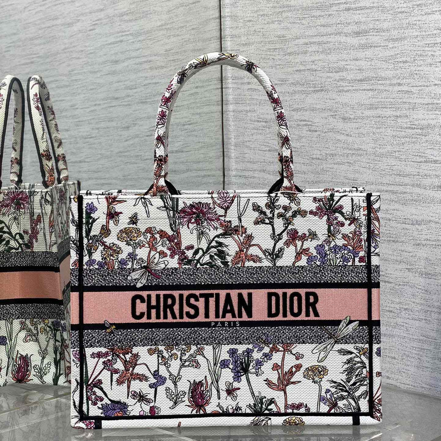 Dior Medium Dior Book Tote - EUR FASHION