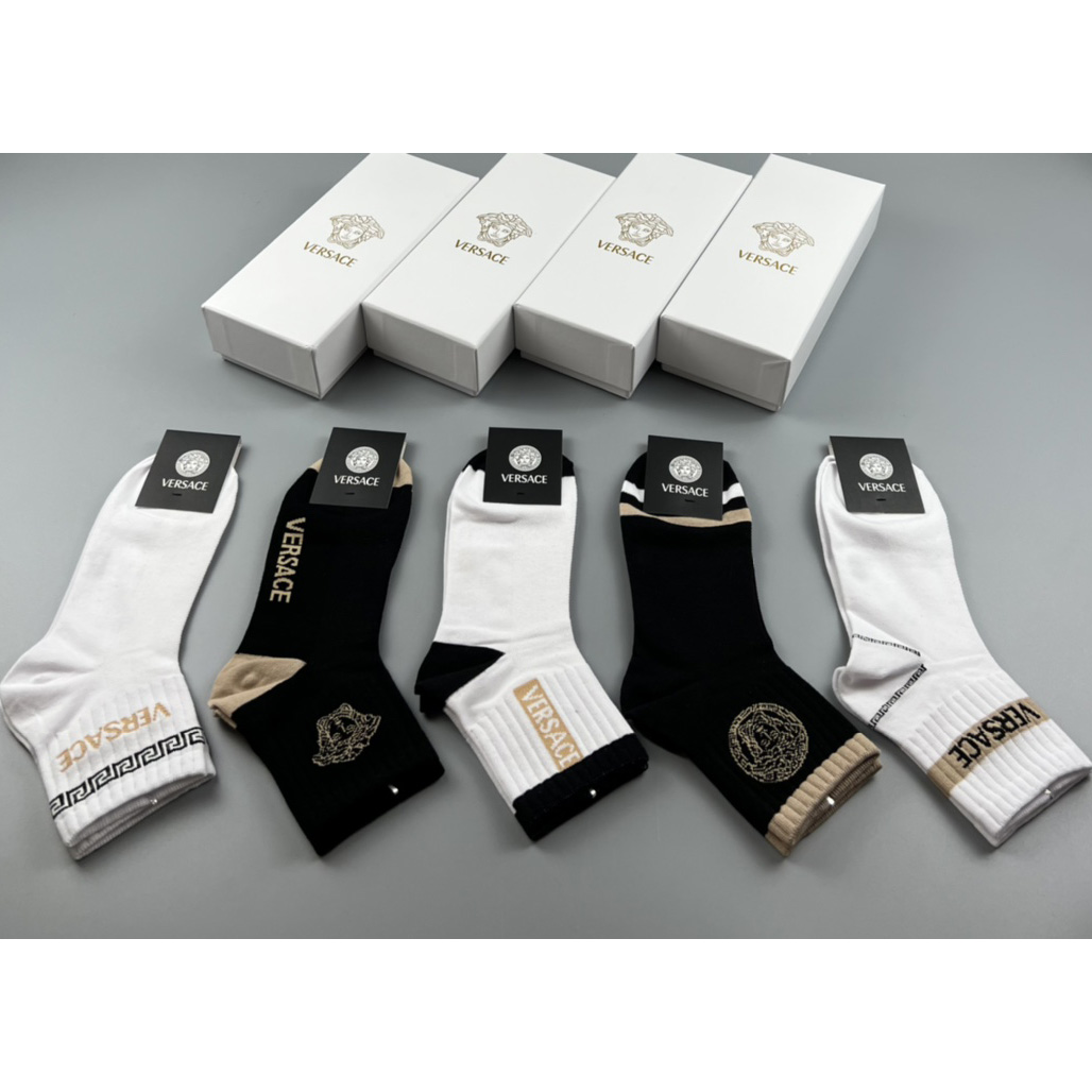 Versace Socks/Box - EUR FASHION