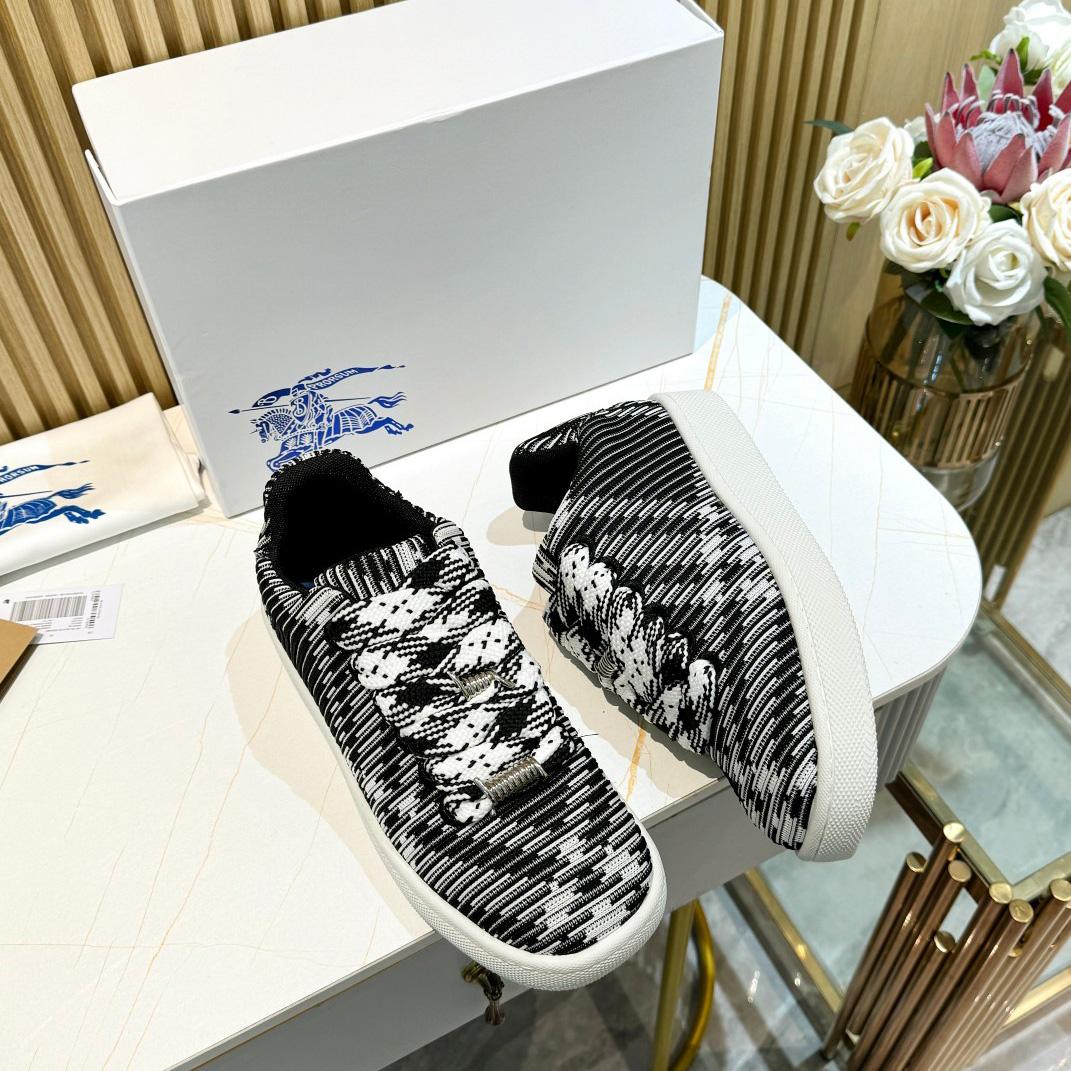 Burberry Check Knit Box Sneakers - EUR FASHION