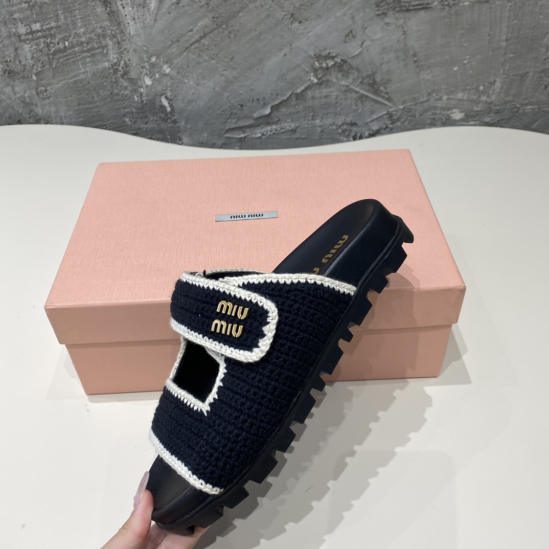 Miu Miu Crochet Knit Slides - EUR FASHION