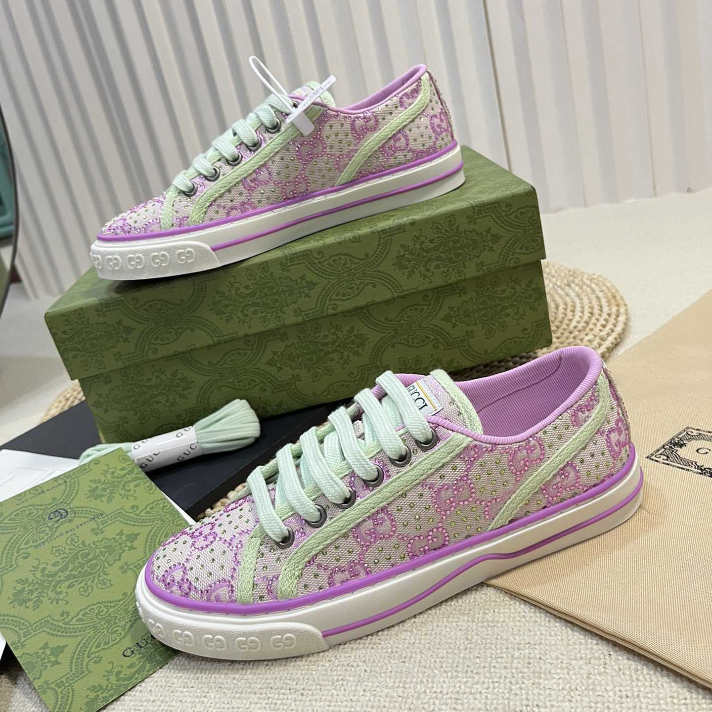 Gucci Women's Gucci Tennis 1977 Sneaker - EUR FASHION