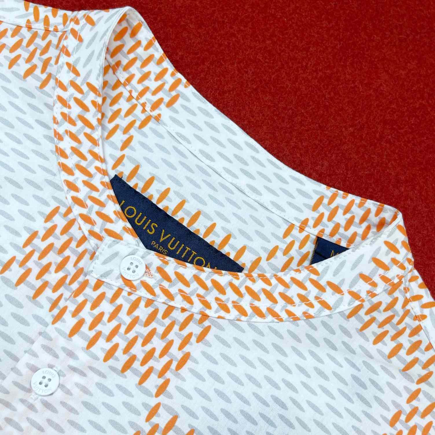 Louis Vuitton Short-Sleeved Officer Collar Shirt   1AFJCG - EUR FASHION