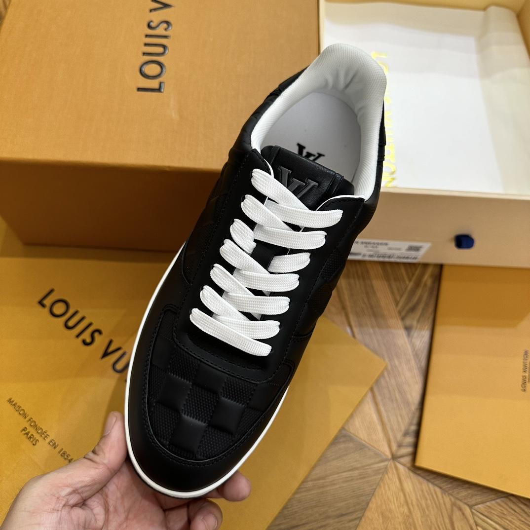 Louis Vuitton Rivoli Sneaker  1ACVIB - EUR FASHION