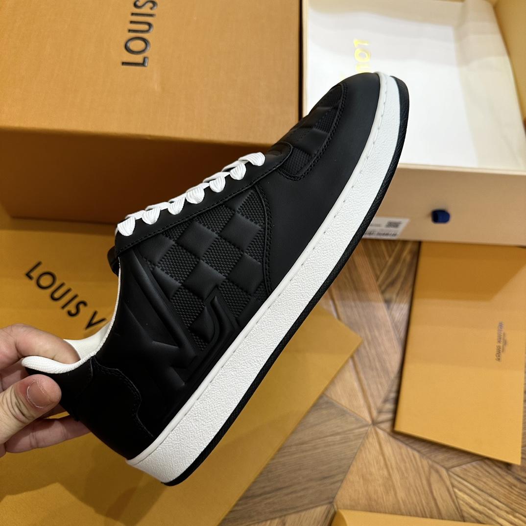 Louis Vuitton Rivoli Sneaker  1ACVIB - EUR FASHION