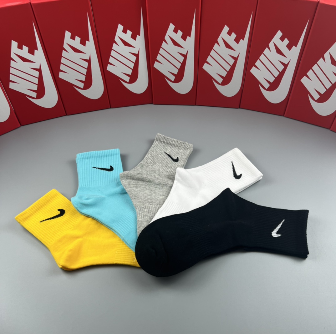 Nike Socks /Box - EUR FASHION