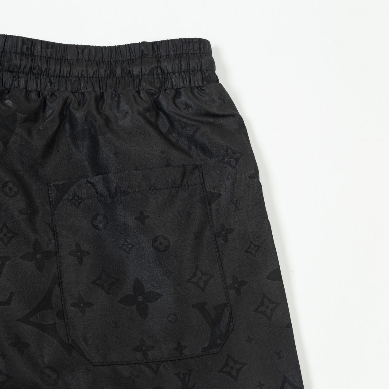 Louis Vuitton Signature Swim Board Shorts  - EUR FASHION