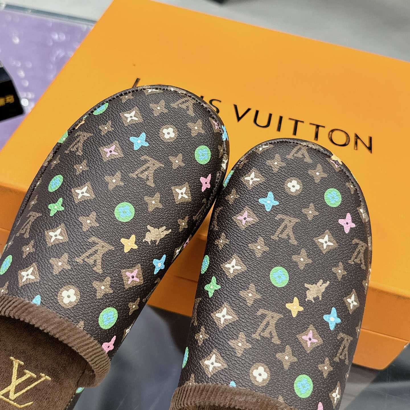 Louis Vuitton LV Palace Slipper    1ACWGF - EUR FASHION