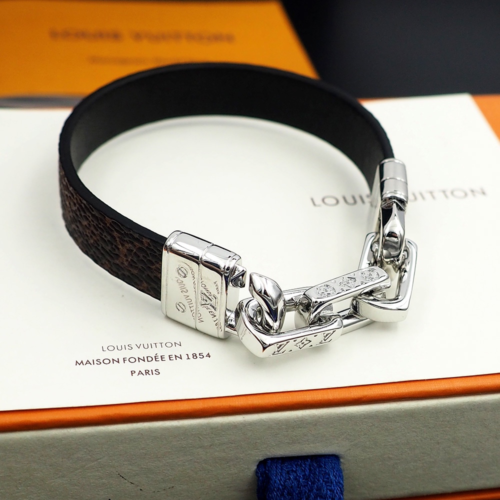 Louis Vuitton LV Links Bracelet   M8405 - EUR FASHION