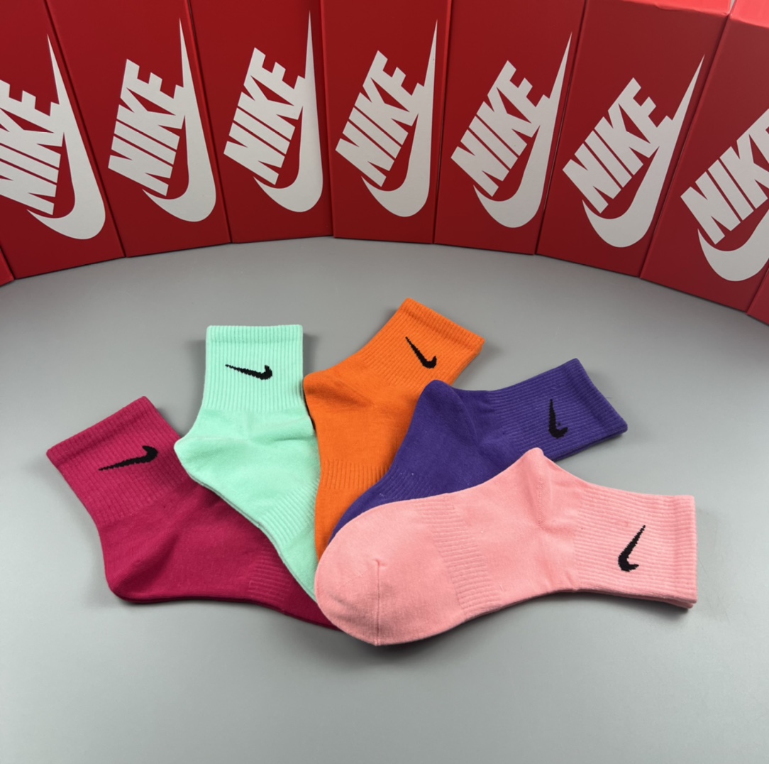 Nike Socks /Box - EUR FASHION