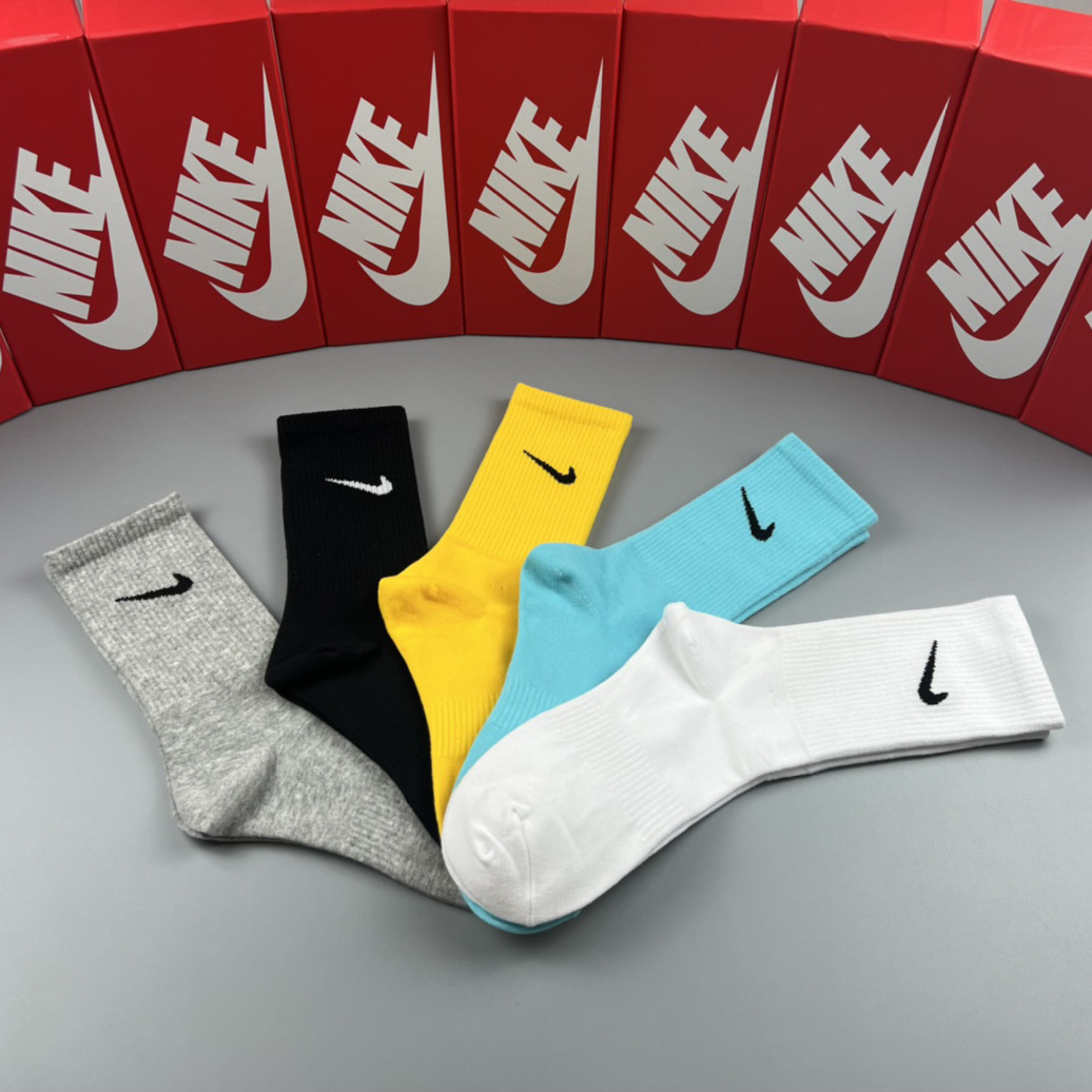 Nike Socks /Box - EUR FASHION