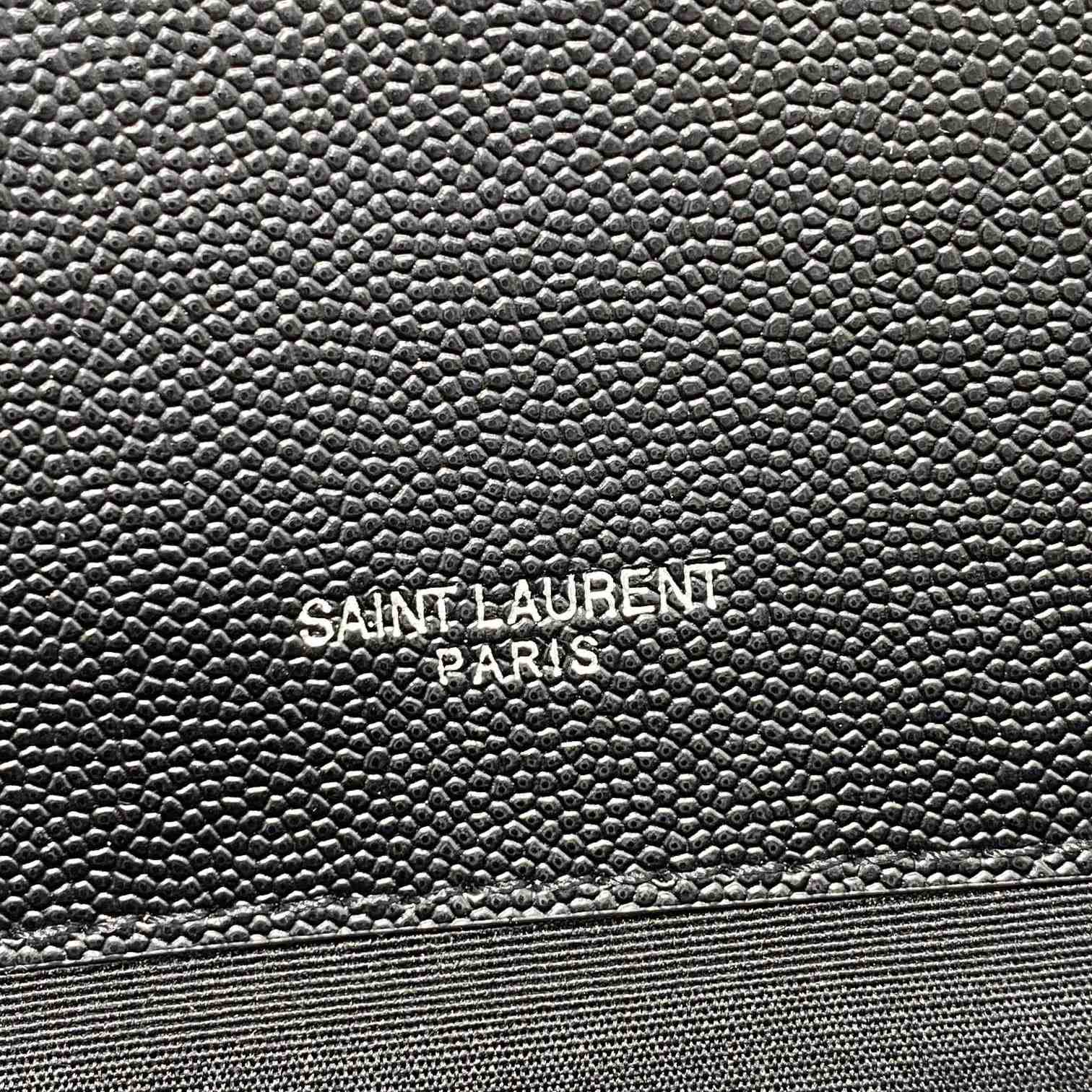 Saint Laurent Leather Shoulder Bag (31x21x7cm) - EUR FASHION