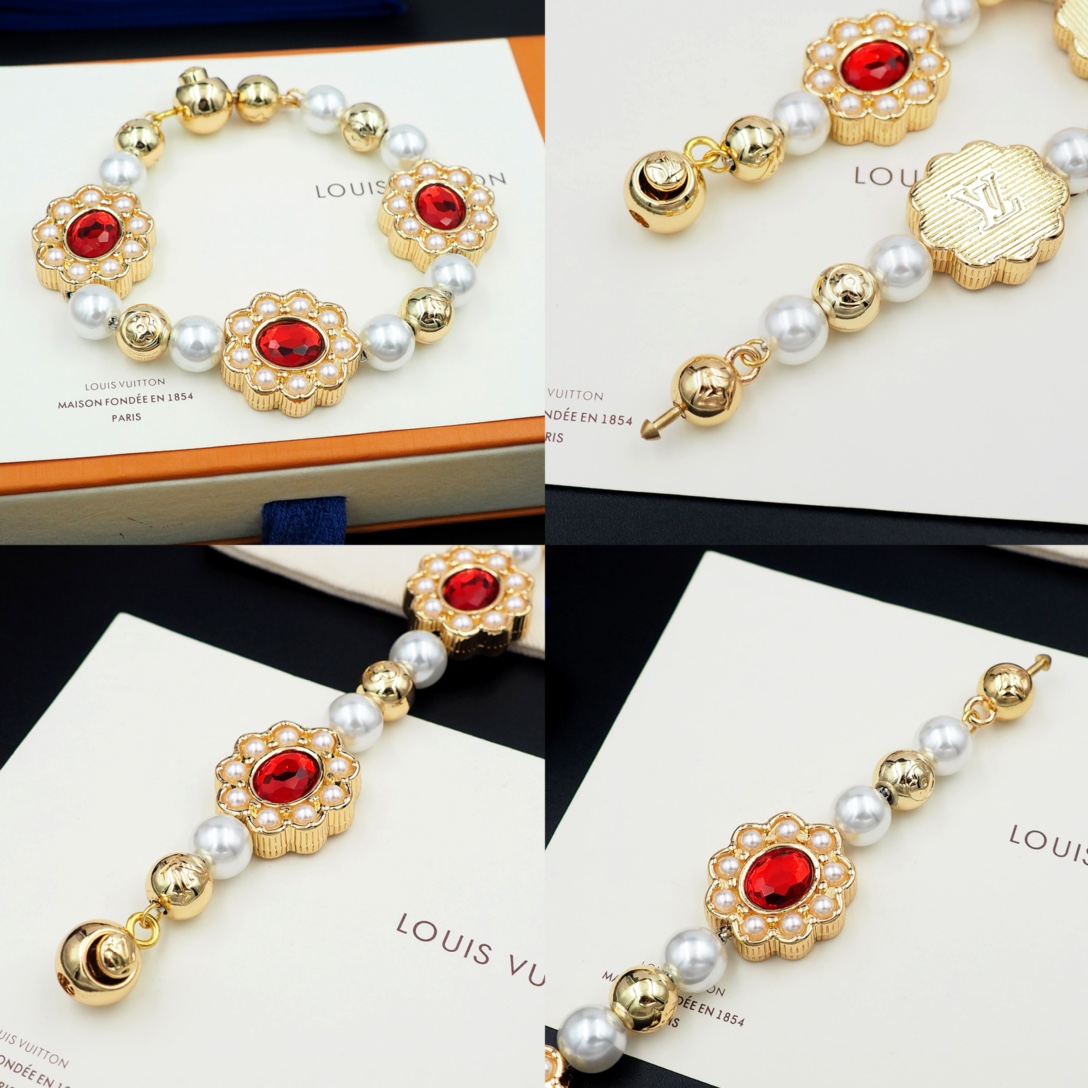 Louis Vuitton LV Dynasty Flower Bracelet - EUR FASHION