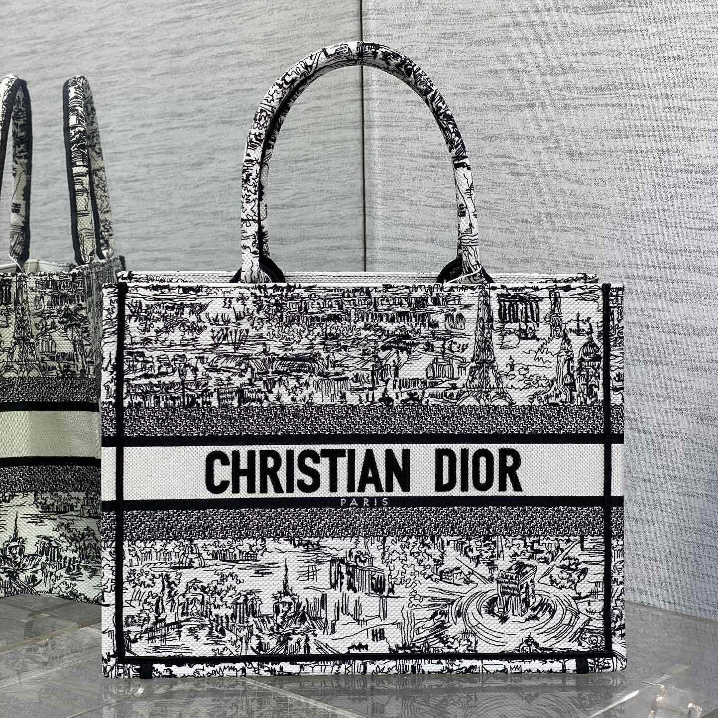 Dior Medium Dior Book Tote    - EUR FASHION