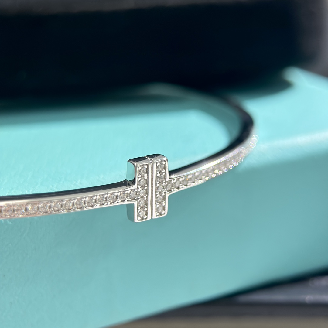 Tiffany & Co. 18K White Gold T Hinged Wire Bangle Bracelet - EUR FASHION