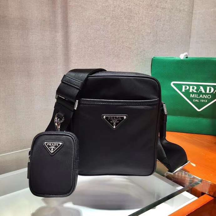 Prada Shoulder Bag ( 20-16-5cm) - EUR FASHION