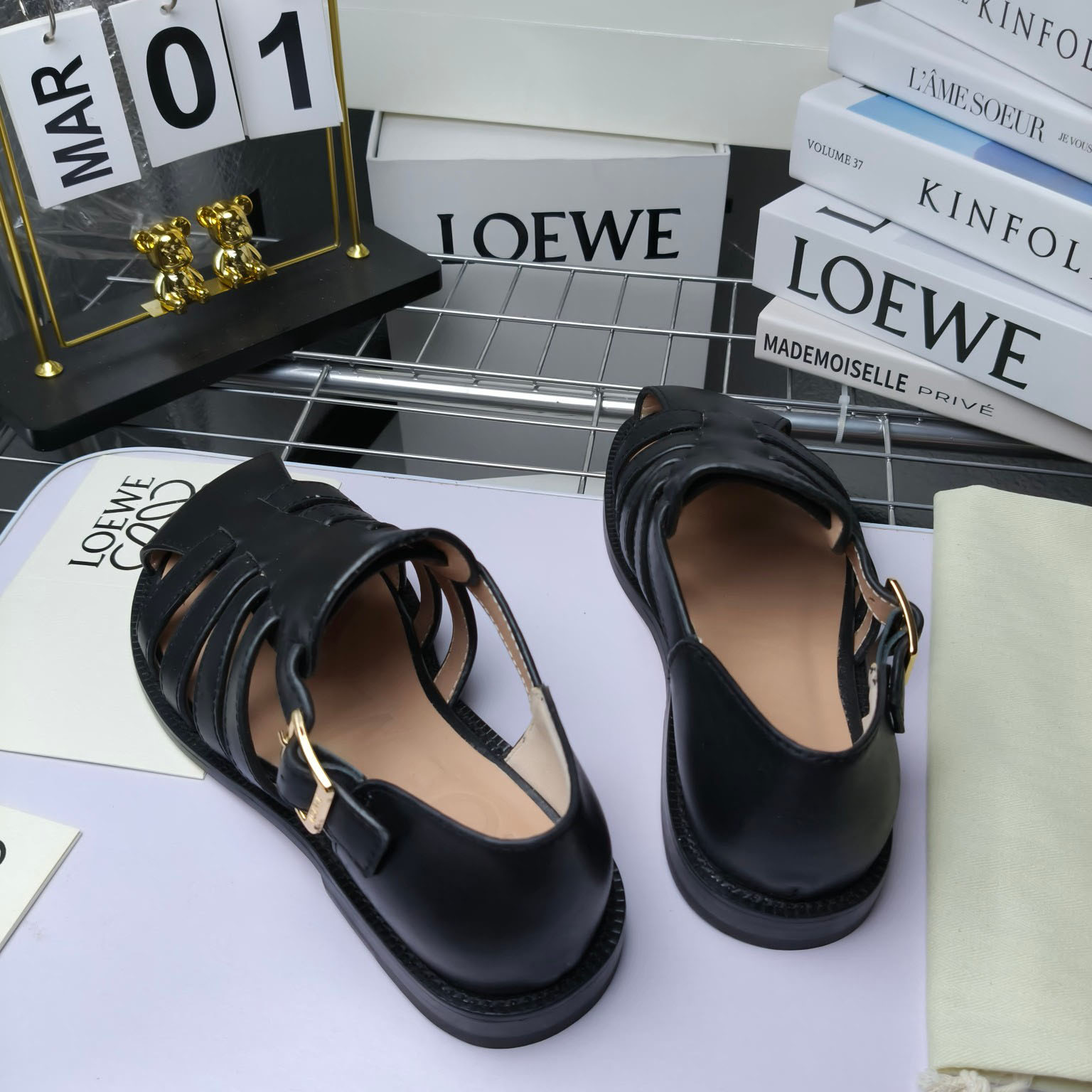 Loewe Campo Sandal In Waxed Calfskin - EUR FASHION