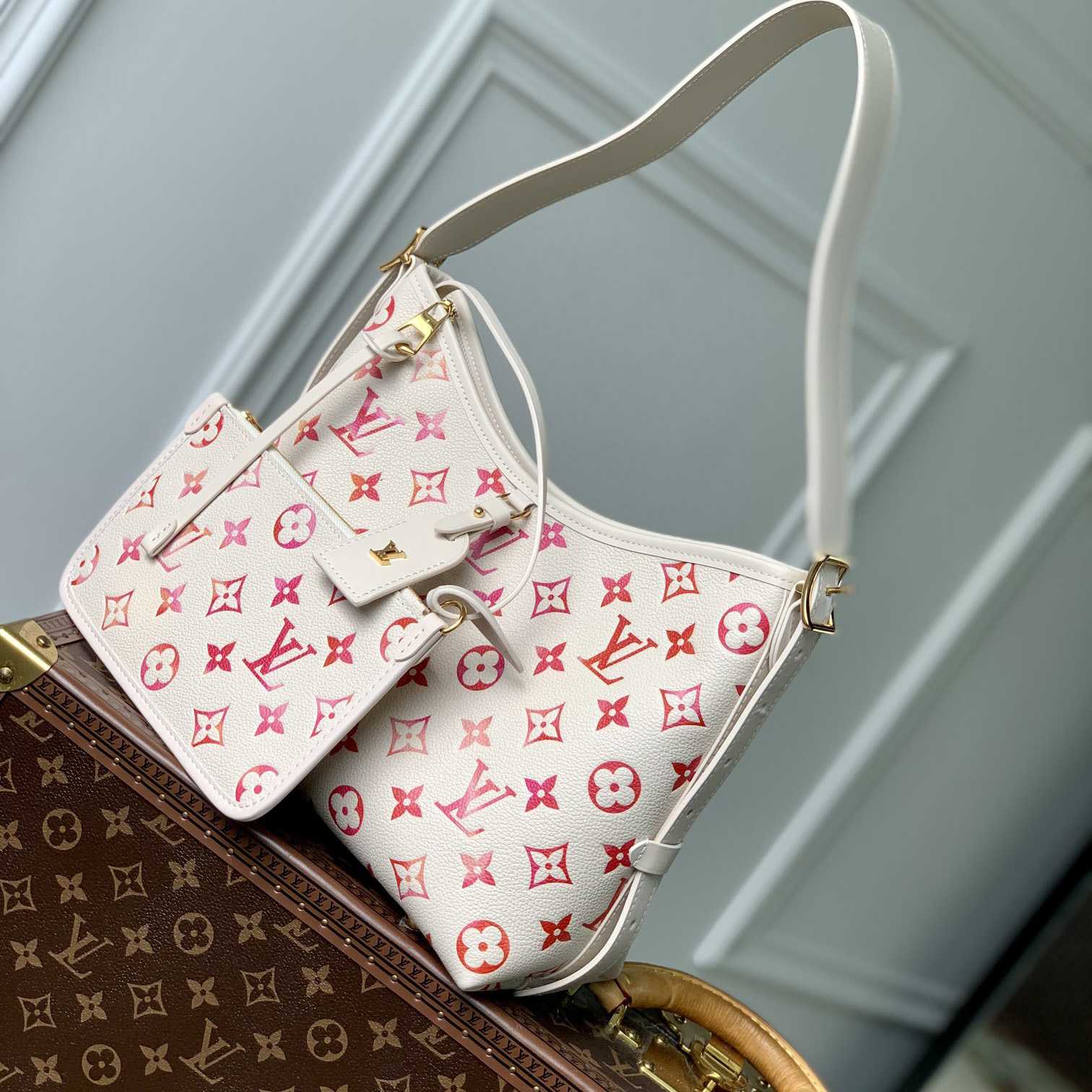 Louis Vuitton CarryAll PM   M24652 - EUR FASHION