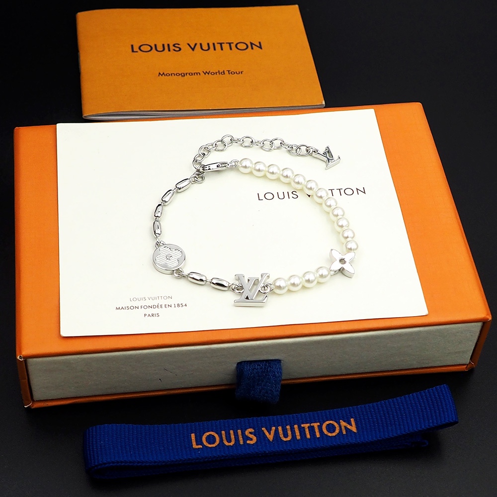 Louis Vuitton Pearls Fusion Bracelet   M1556A - EUR FASHION