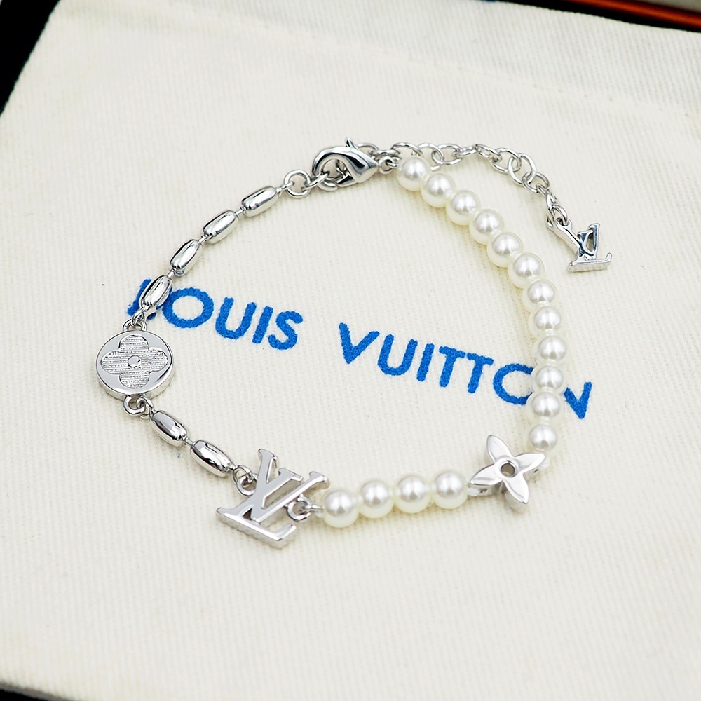 Louis Vuitton Pearls Fusion Bracelet   M1556A - EUR FASHION