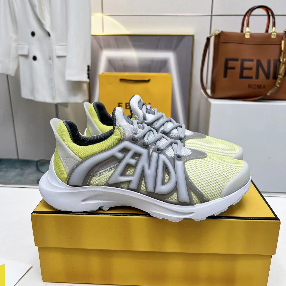 Fendi Tag Sneakers - EUR FASHION