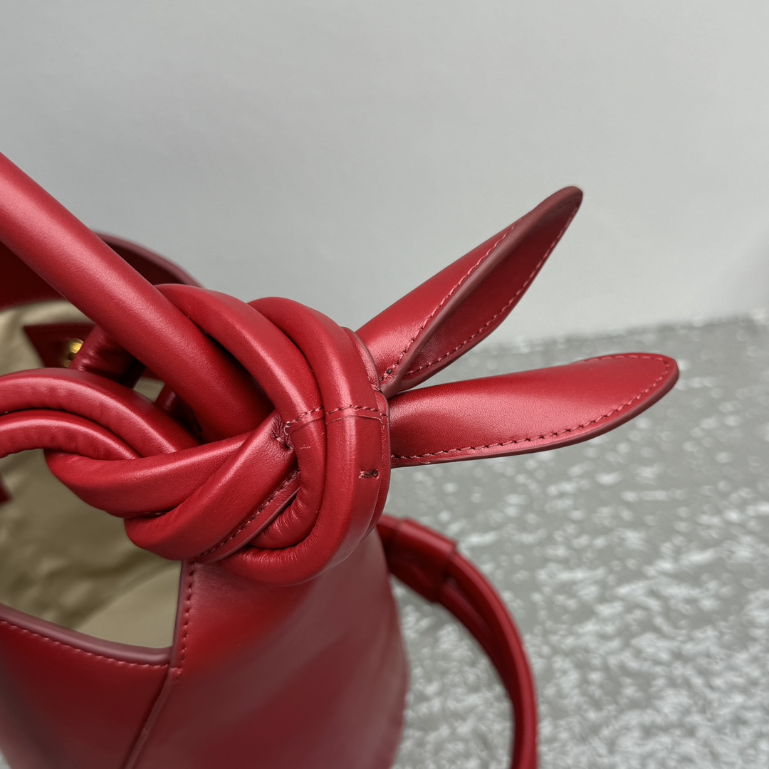 Jacquemus Le petit Tourni Mini Knotted Bucket Bag - EUR FASHION