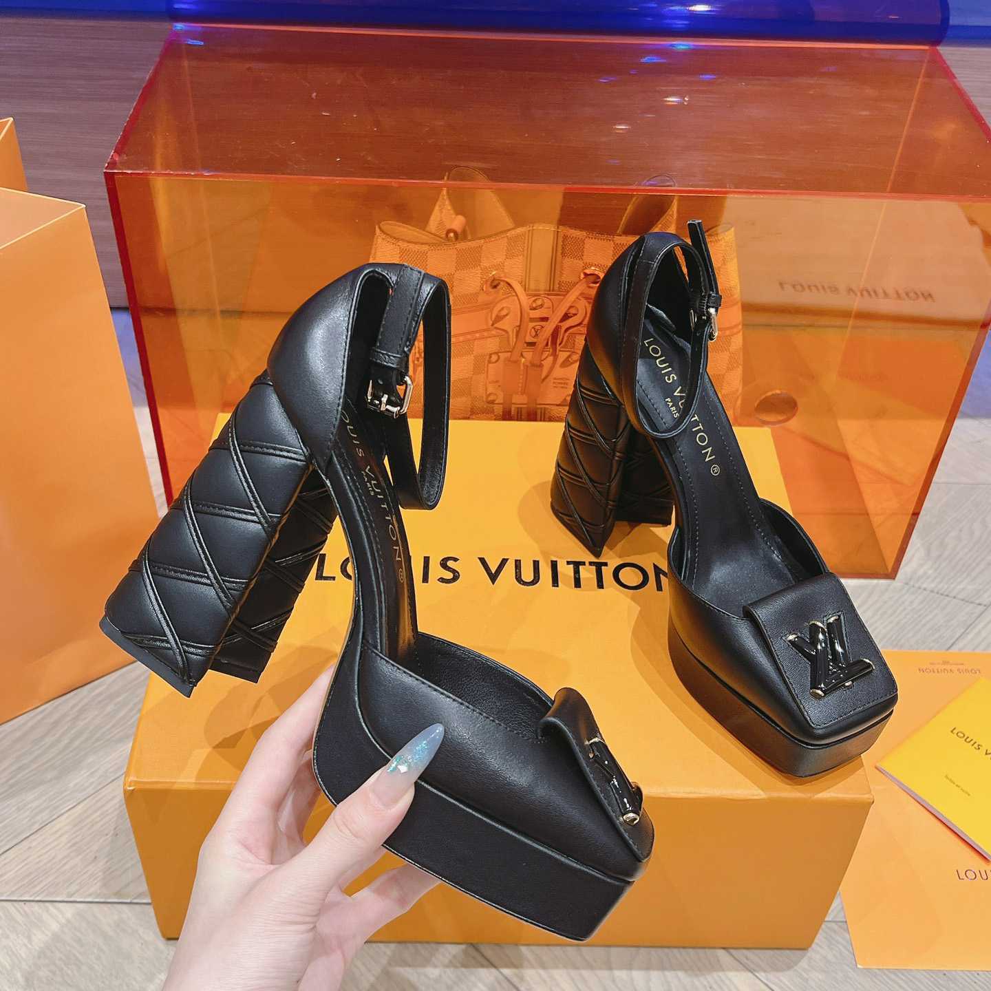 Louis Vuitton Shake Platform Pump  1ACMYU - EUR FASHION