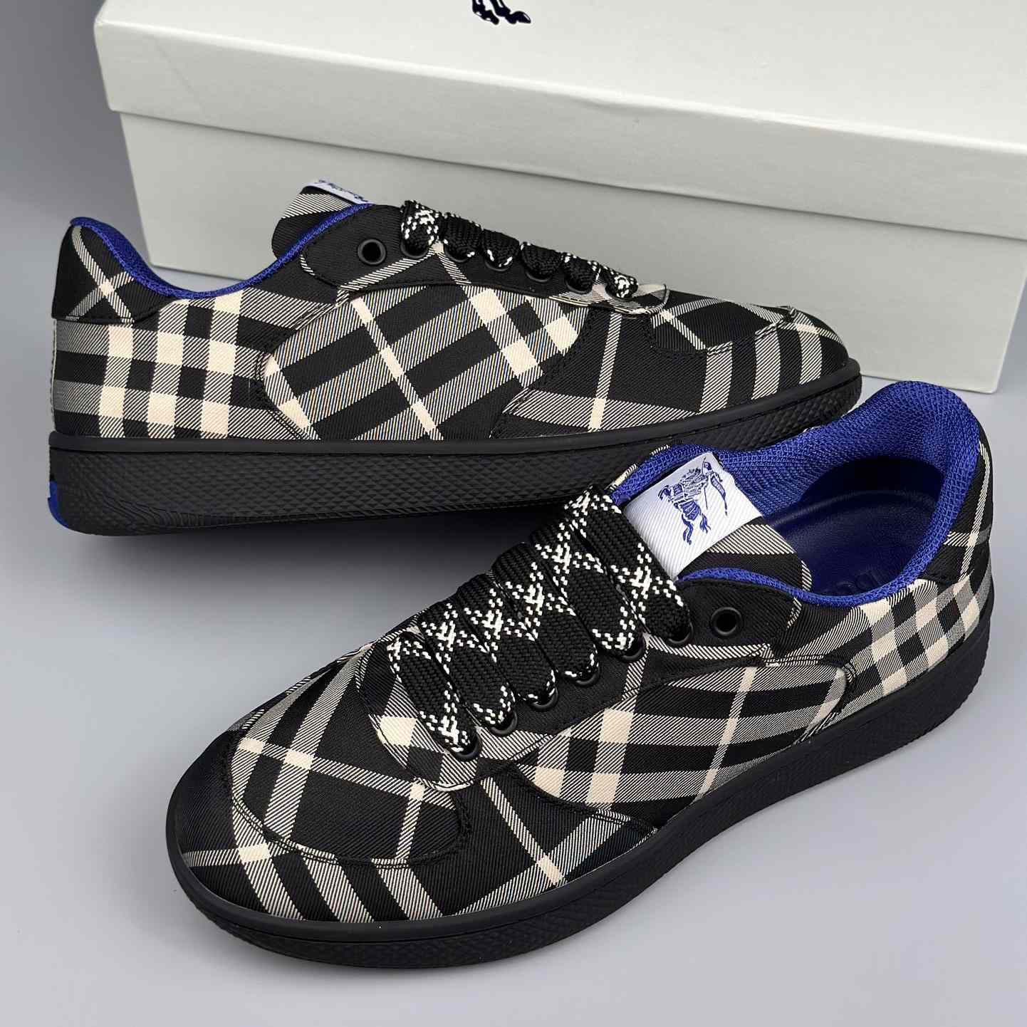 Burberry Check Terrace Sneakers - EUR FASHION