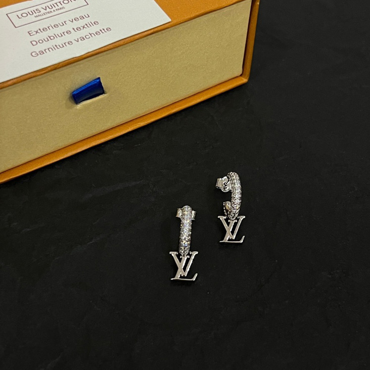 Louis Vuitton LV Iconic Earrings   - EUR FASHION